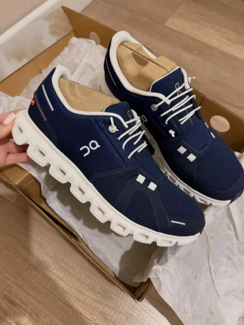 On Running Cloud 6 WaterProof MidNight White 1326
