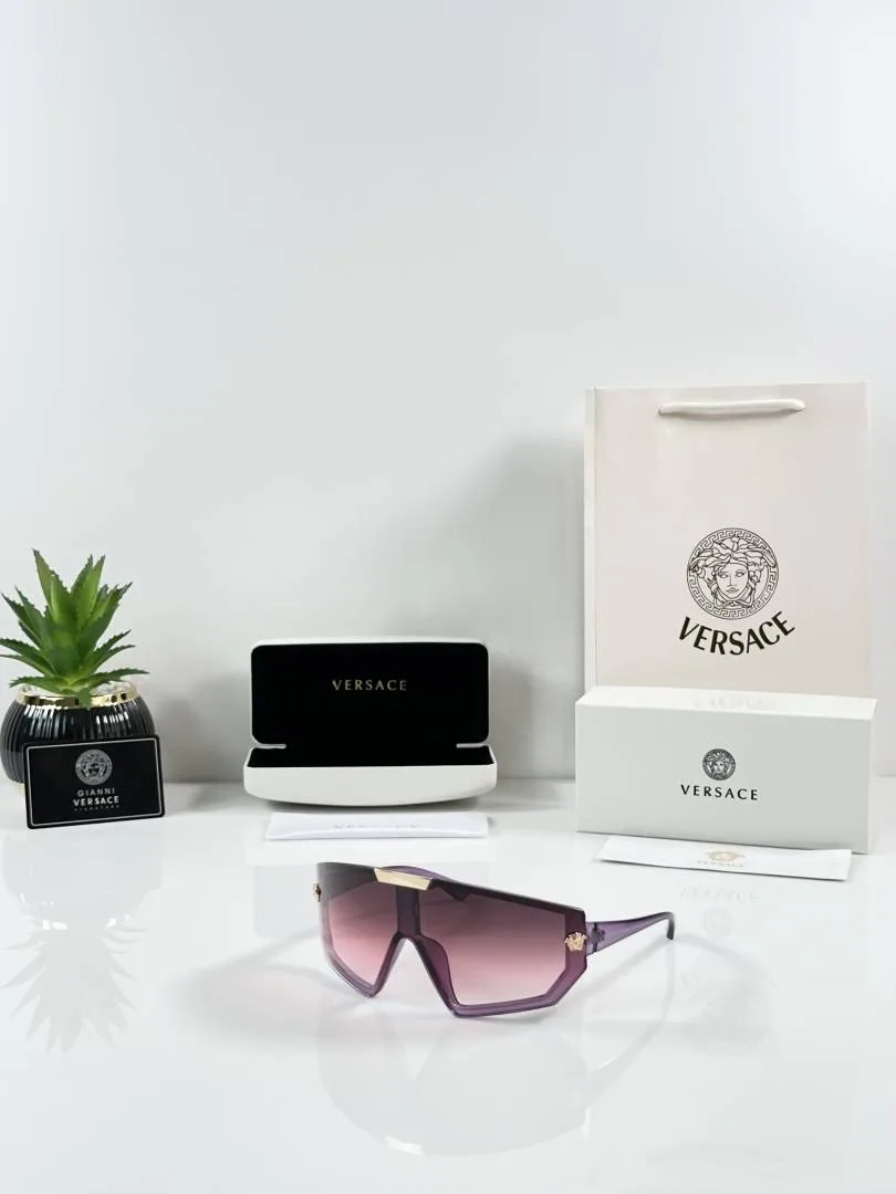 Versace 134 Purple Candy