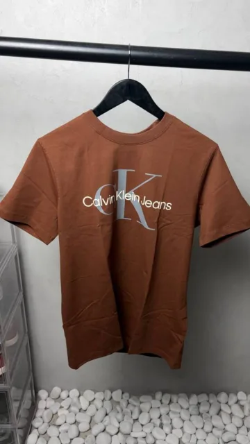 Calviin Kleiin Premium Round Neck T-Shirt 2813