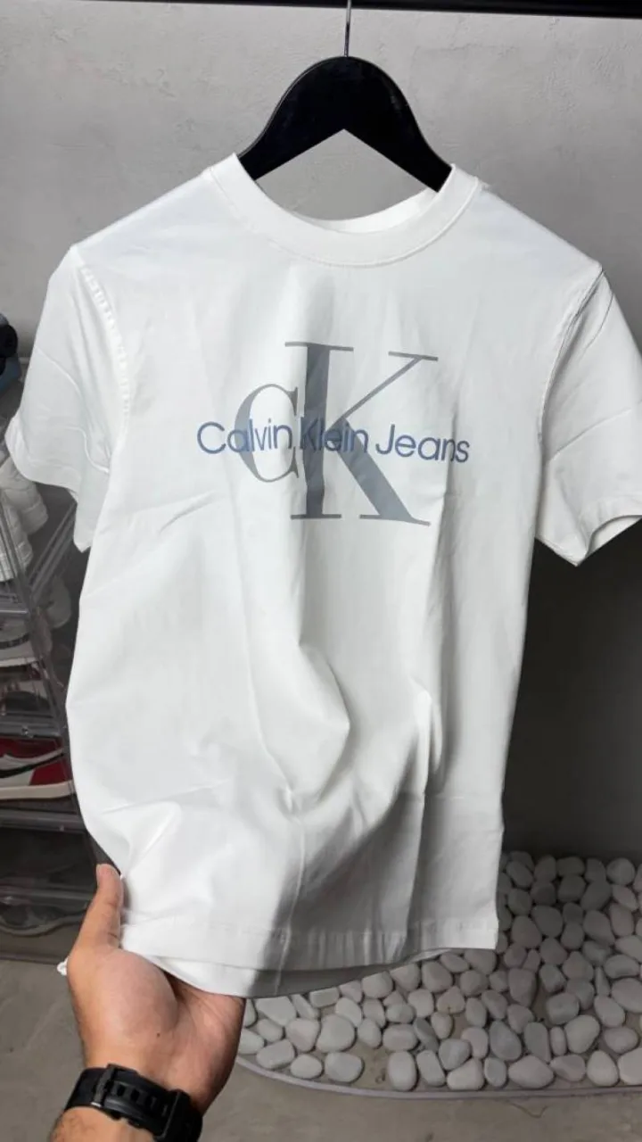 Calviin Kleiin Premium Round Neck T-Shirt 2810