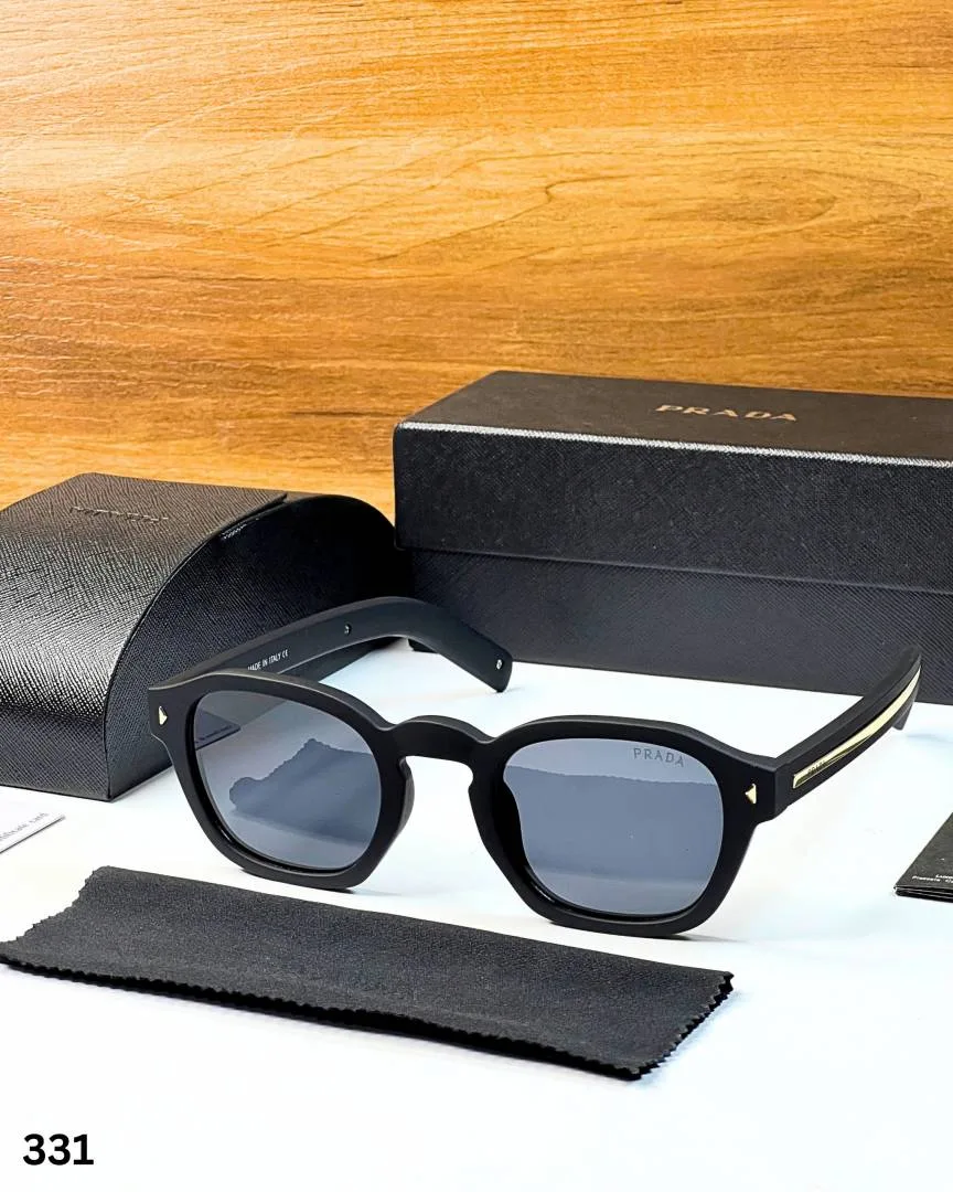 Prad 331 matt black gold
