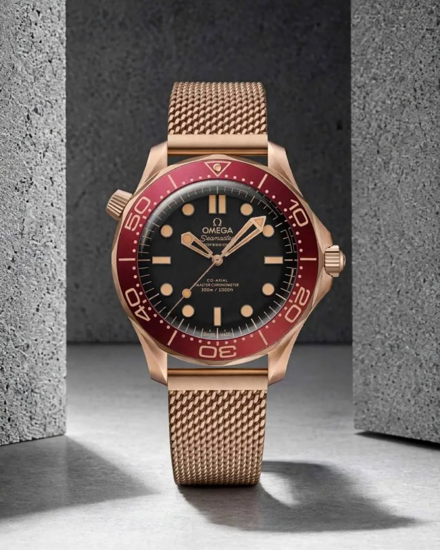 Omegg_a Seamaster Diver 300M Automatic copper