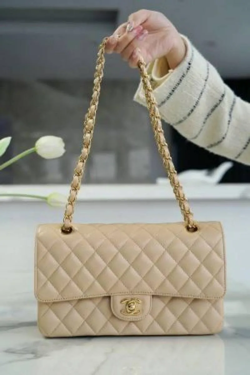Chennel paris jumbo Big Size sling bag premium quality with original box
