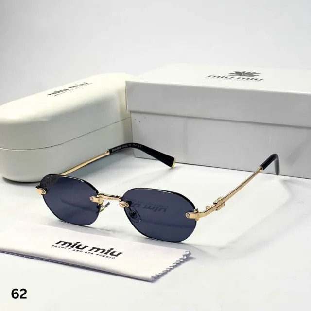 Miu miu 62 gold black