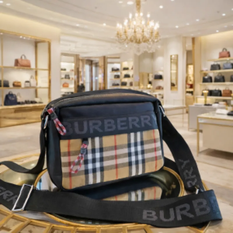 Burbery Crossbody Messenger Bag Unisex With Box Dustbag Bill 5063