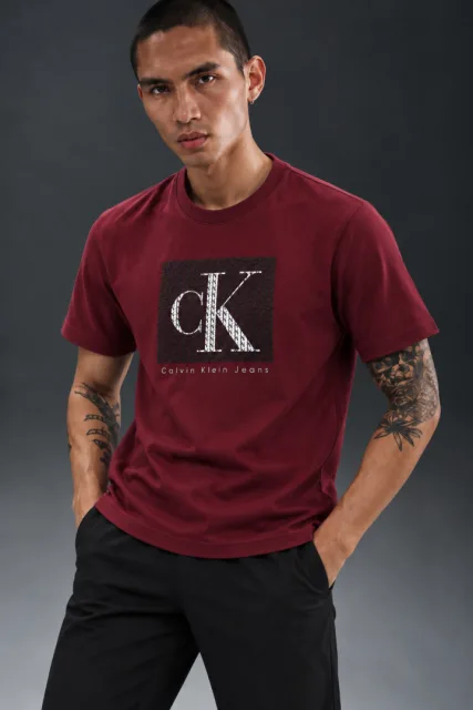 Calviin Kleiin Premium Round Neck T-Shirt 2402