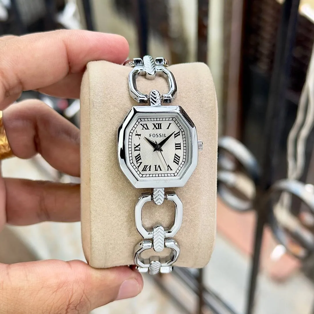 Fosil Harlow Silver..White
