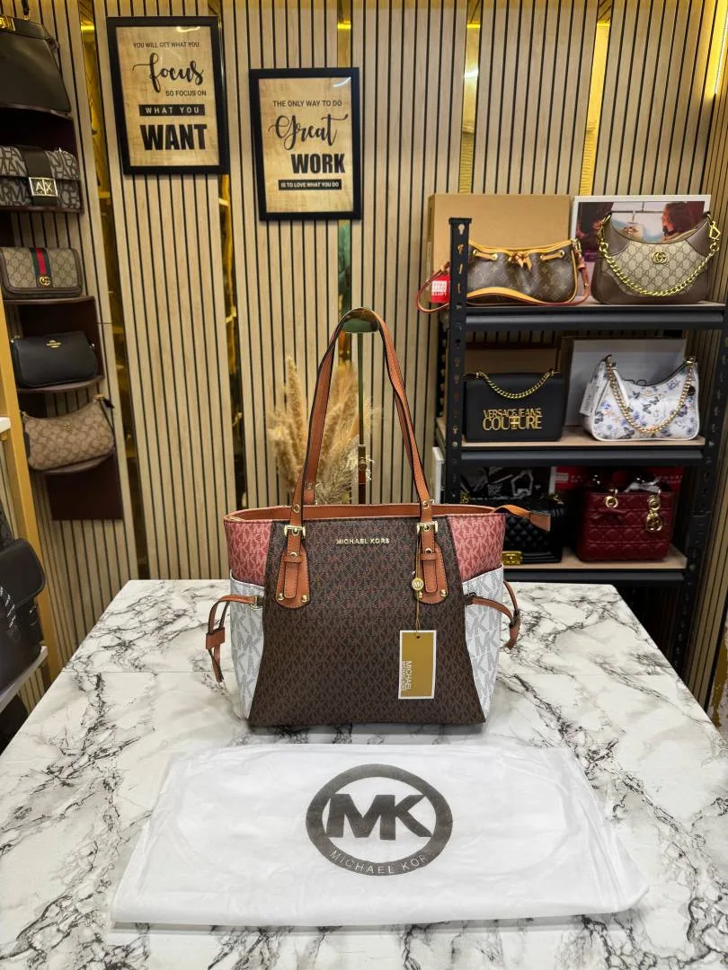 Micheal Kors Voyager Premium Quality Tote Bag With Dust Bag (Coffee Pink)