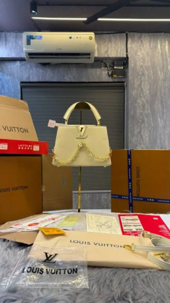 Loui Vuitton Artycapucines Nicholas Hlobo premium packaging 6271