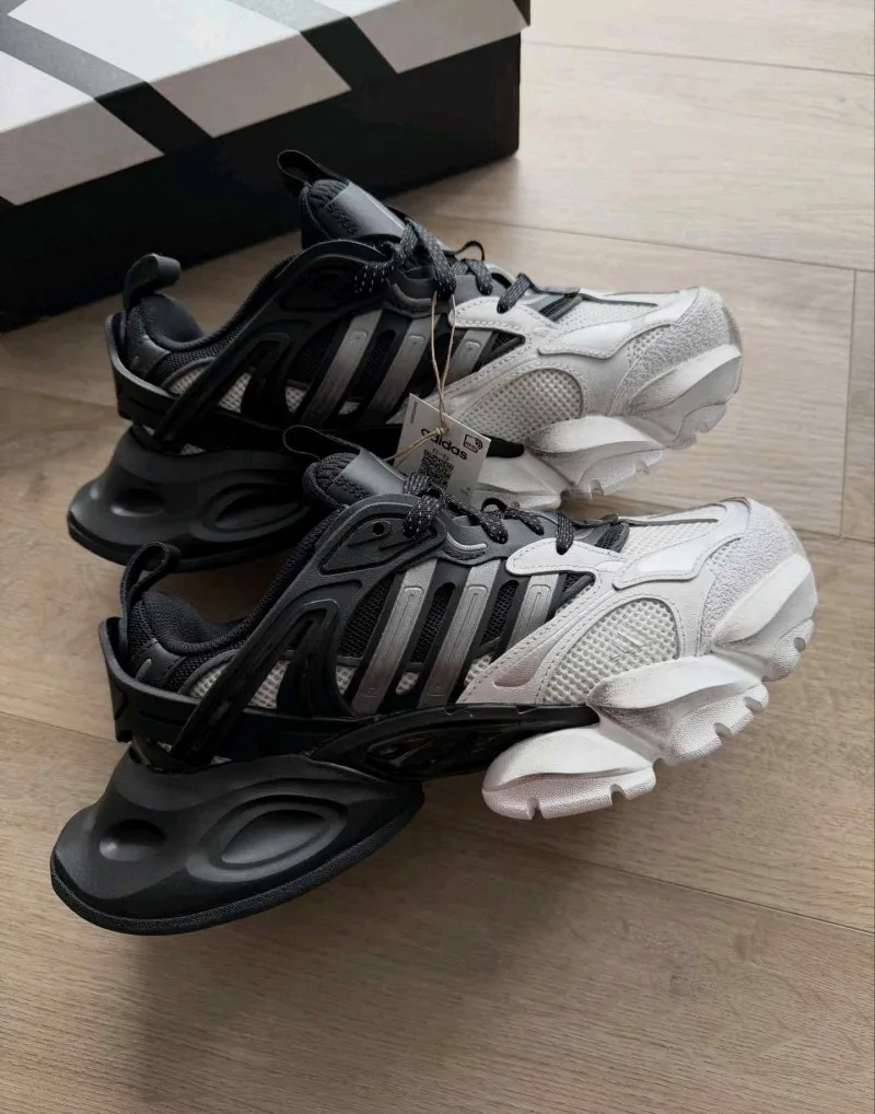 Adiddass Vento XLG Runner Deluxe White Black 1321