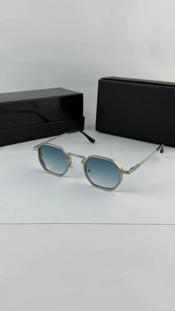 Marc Jacobs silver blue 506