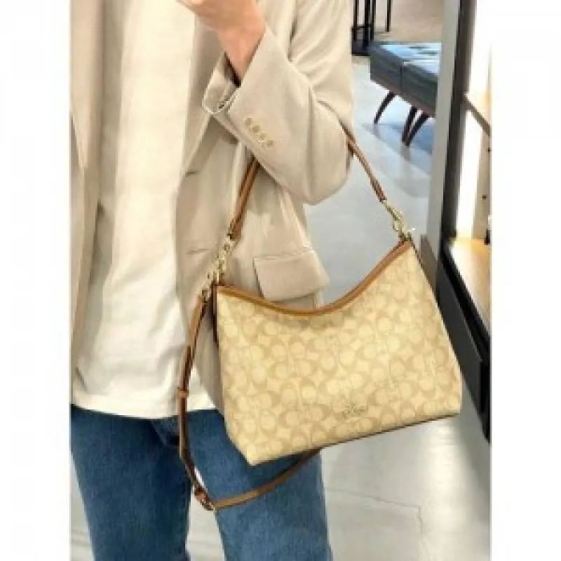 Coac city tote bag with og box 1819
