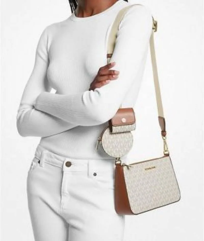 Michael kor Jet Set Charm Small Logo Pochette Bag ( Box Dust Bag) 6740