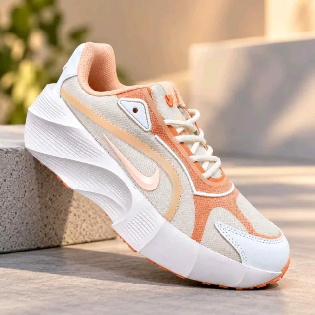 Nikke Aura Edge Light Peach and White