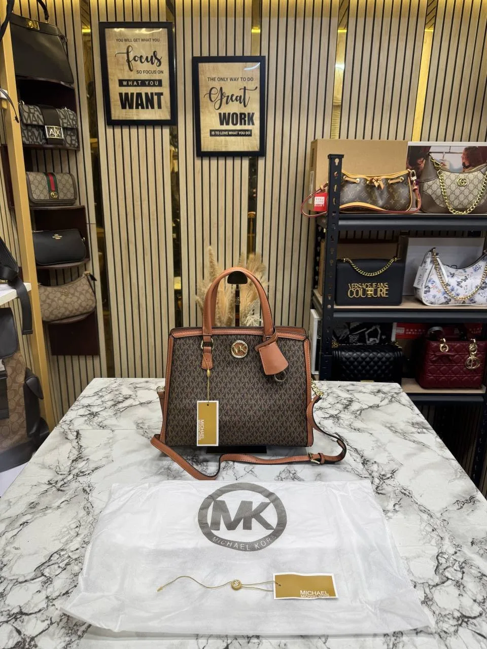Micheal Kors Jet Set Signature Satchel With Dust Bag Coffee Brown