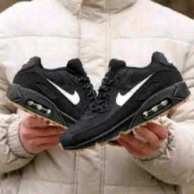 Nikkee AirMax 90 Black Gum Shoes 158
