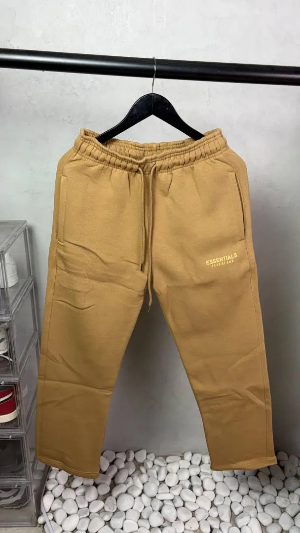 Esssential-s Premium SweatPants. 3211