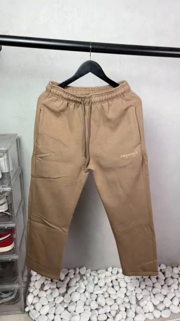 Essentails Premium SweatPants. 3210