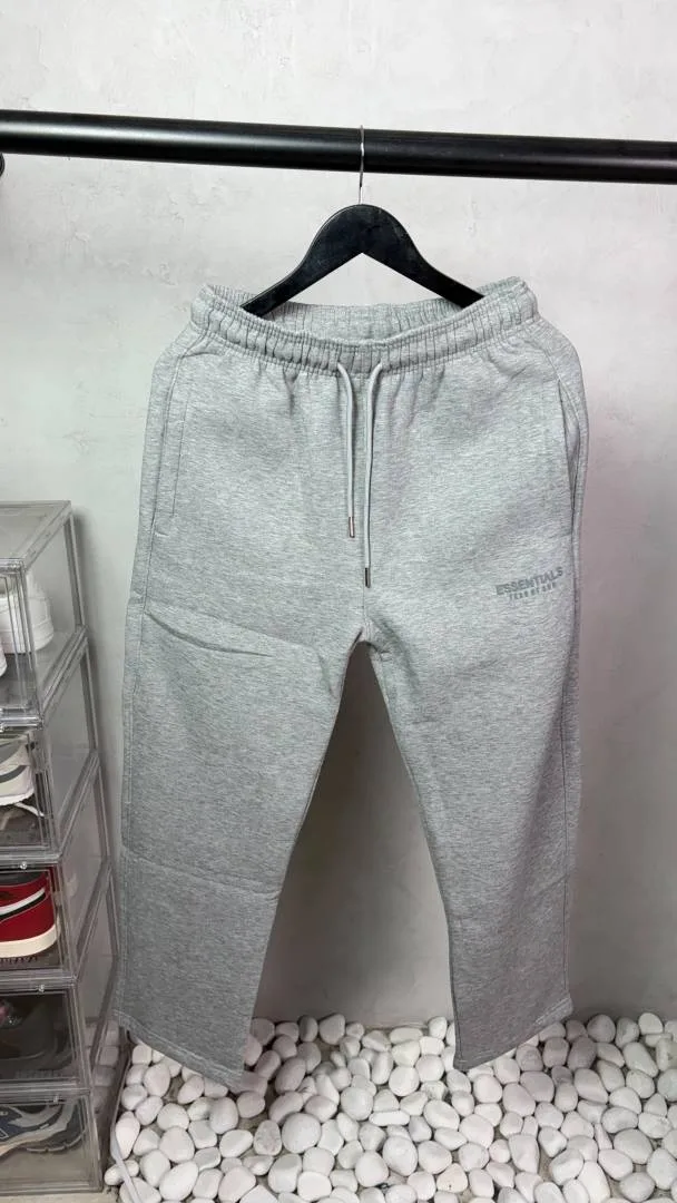 Essentails Premium SweatPants. 3205