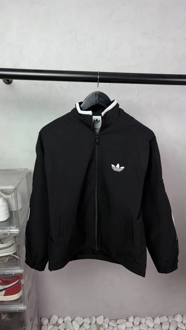 Adiddas Premium Zipper Jacket. 3216