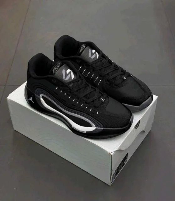 Nikkee Air Jordan Luka 4 Black White