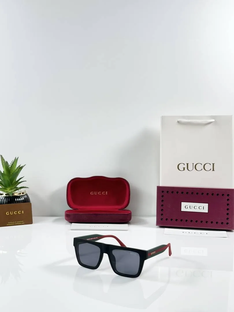 Guchi 1868 Matte Black