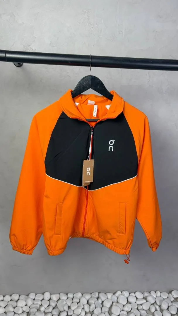 ON Clou-d Premium Windbreaker Jackets. 3391