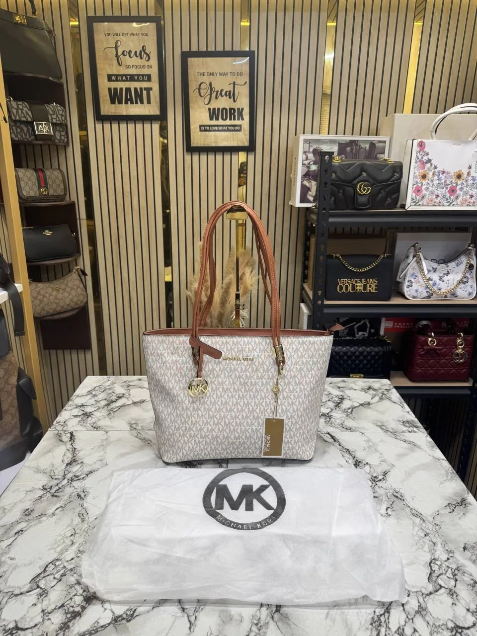 Michael Kor Jet Set Travel Large Logo Tote Bag With Dust Bag Biege Brown