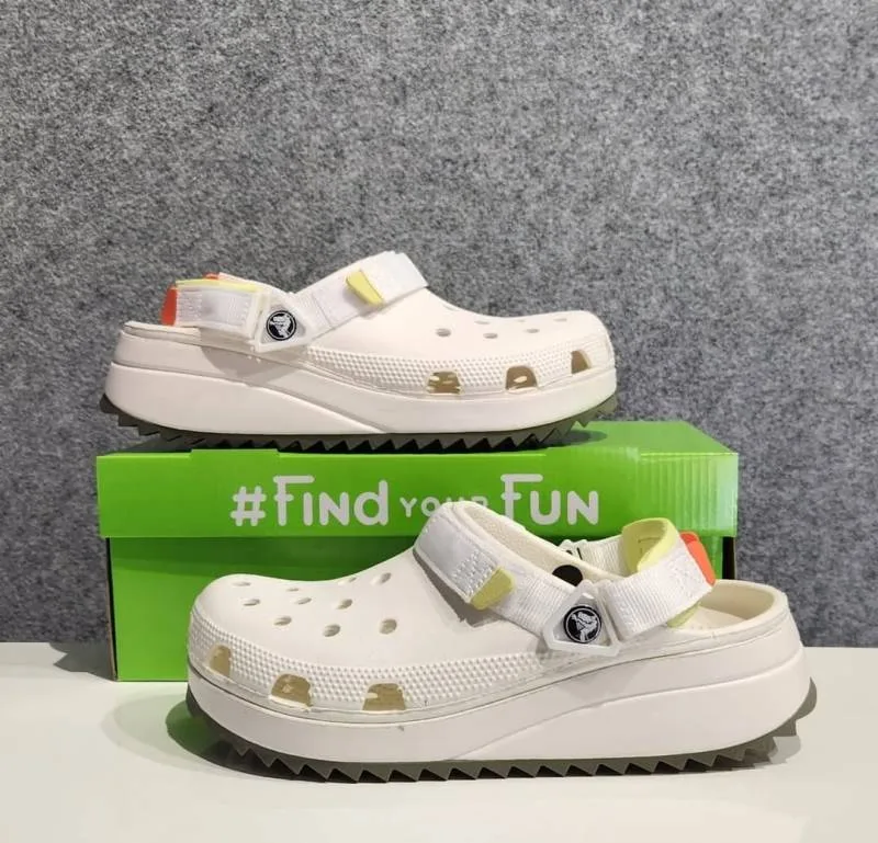 CROCCS HIKER CLOGS WHITE