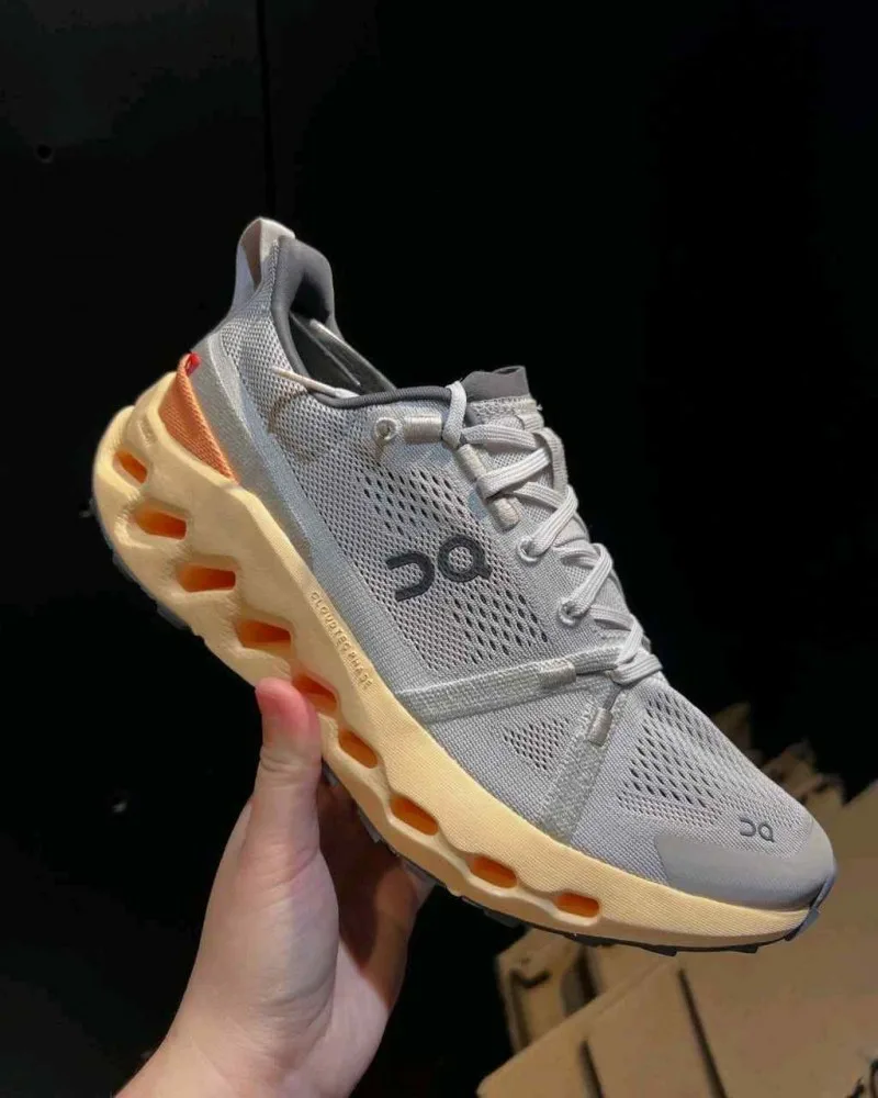 On Running CloudSurfer Trail WaterProof Silver Blonde 1241