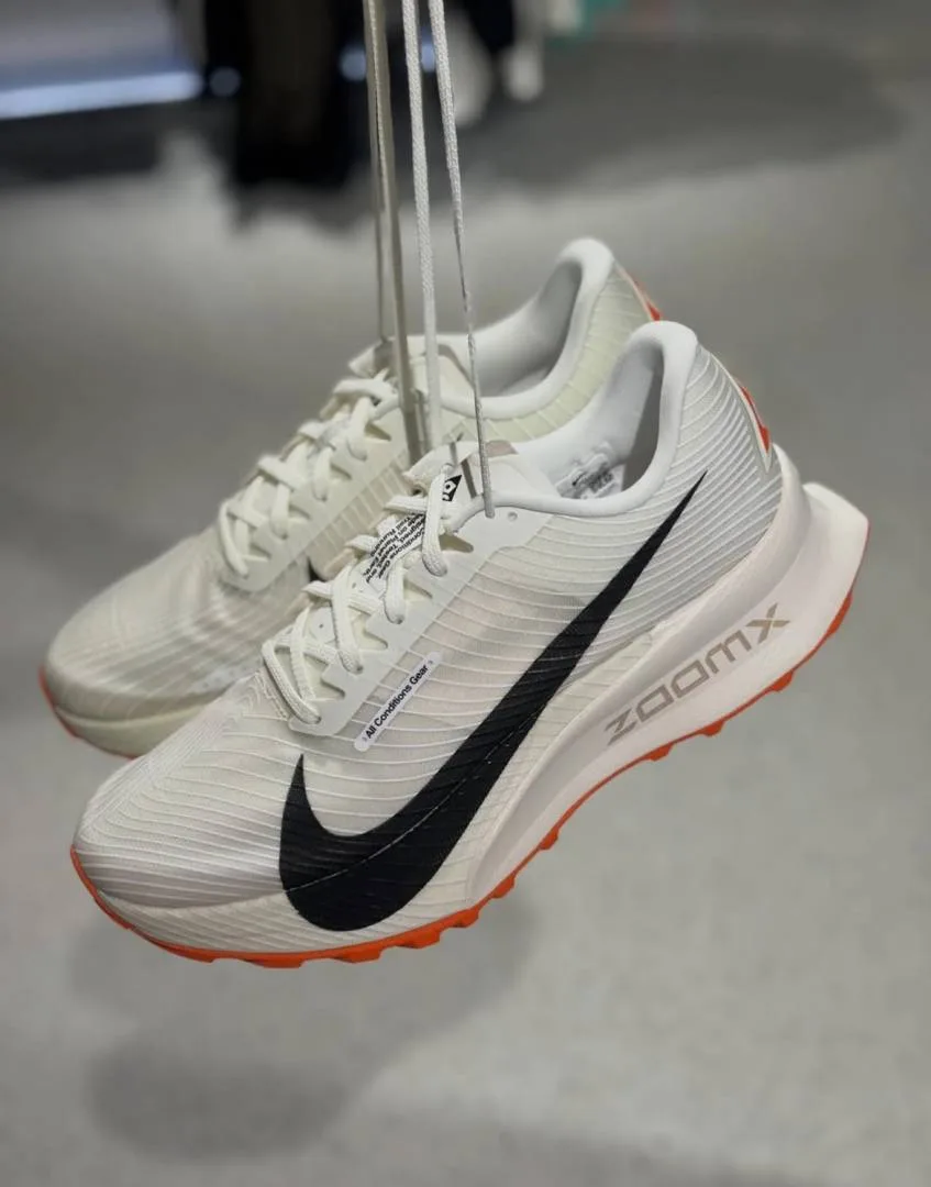 Nik ACG Ultrafly Trail Runnig White