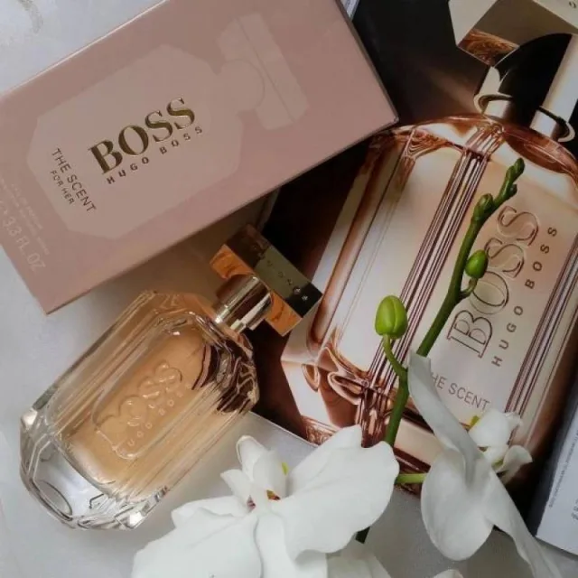 Hug Boss the scent for her 100ML