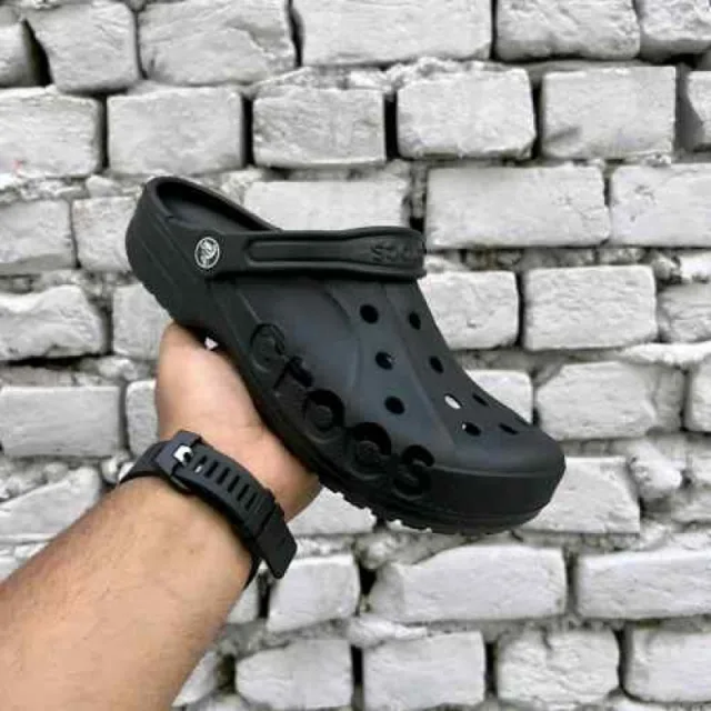 Croccss Baya Clogs Black