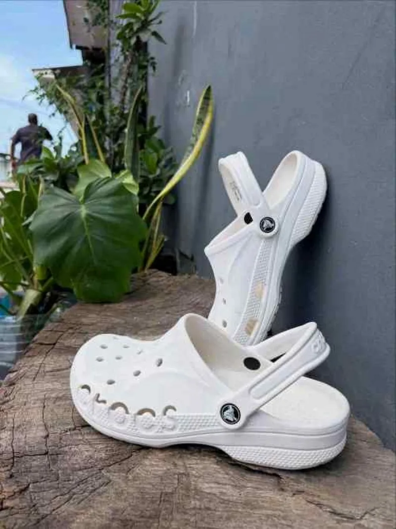 Croccss Baya Clogs White Fixed