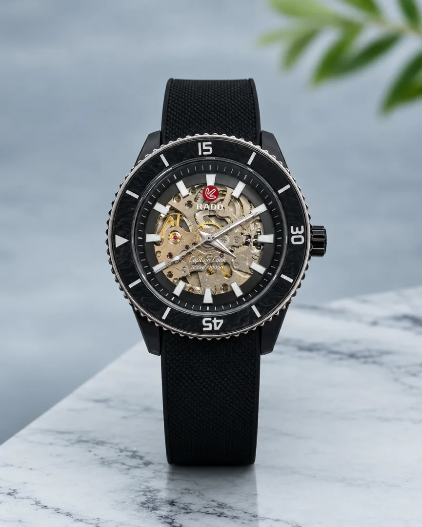 Raado Captain Cook Automatic. Black and silver bazzle
