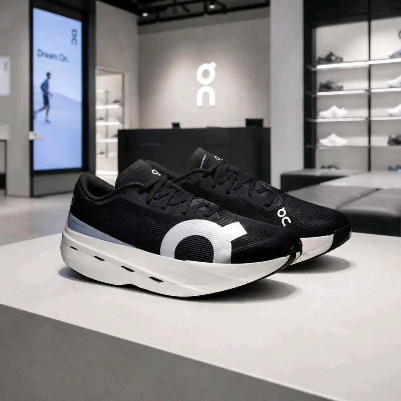 On Cloudboom Volt White Black 6195