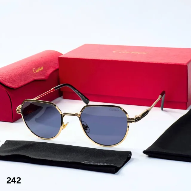 Cartie 242 gold black