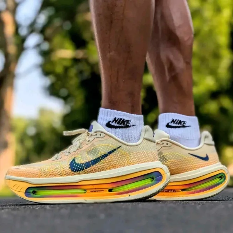 Nikke Vomero Premium Athletic Multi Orange 2700