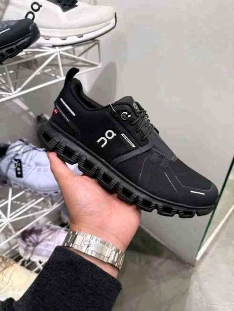On Running Cloud 6 Waterproof Full Black 162