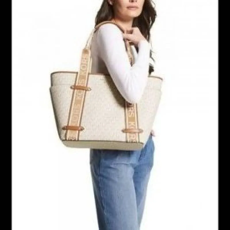Micheal Kors tote with dust cover