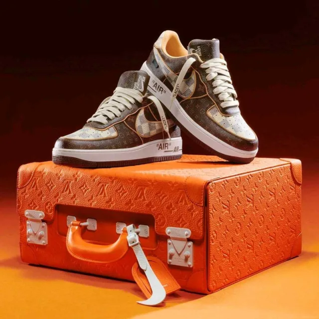 Loiuss vouitton x AirForce 1 Pilot Case UA Quality (With Lv Suitcase)