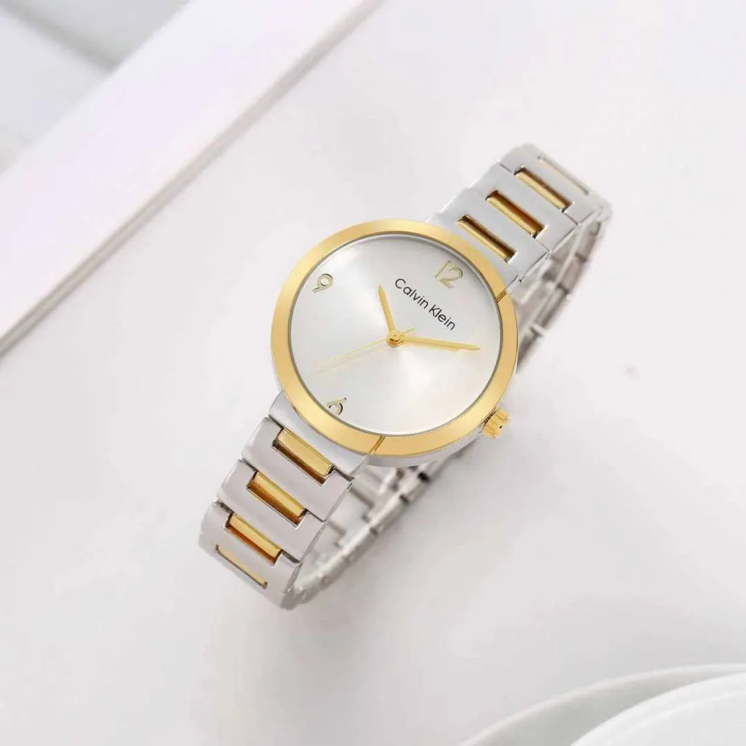 Calvin Kleii_n Eccentric 2Ton Gold White