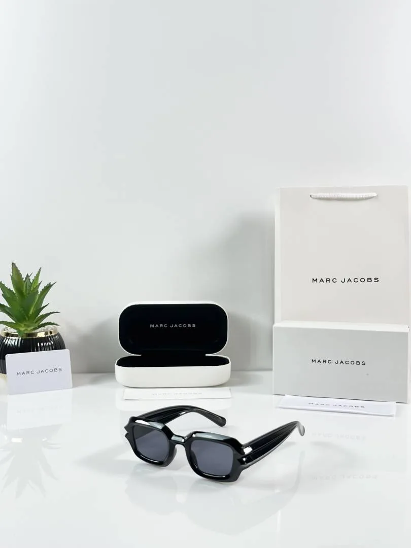 Marc Jacobs 3684 Black