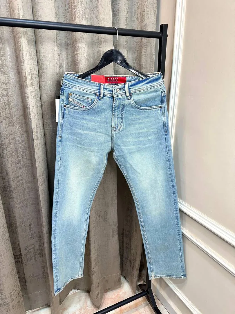 Dieseel Sky Shade Premium Imported Stretchable Lycra Fabric Straight Fit Denim Jeans(1456)