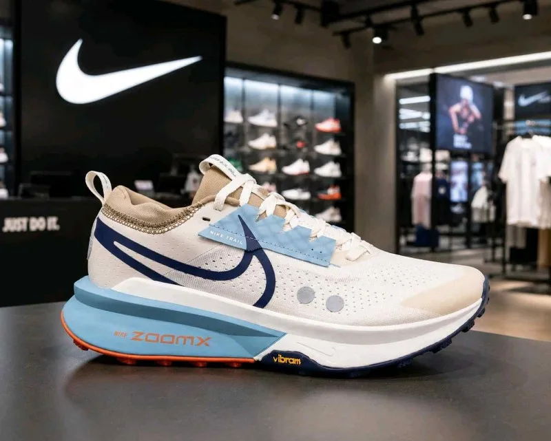 Nikkee Zoom x Zegama Trail 2 Phantom Midnight 2634
