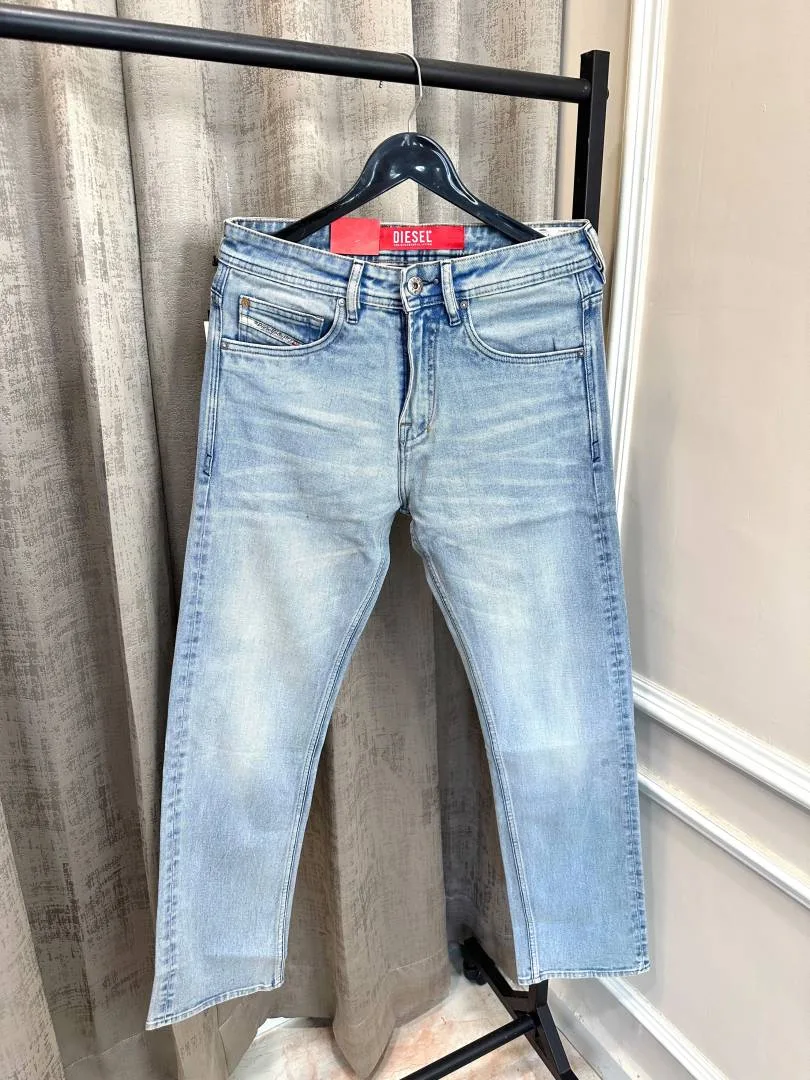 Dieseel Light Blue Shade Premium Imported Stretchable Lycra Fabric Straight Fit Denim Jeans(1449)