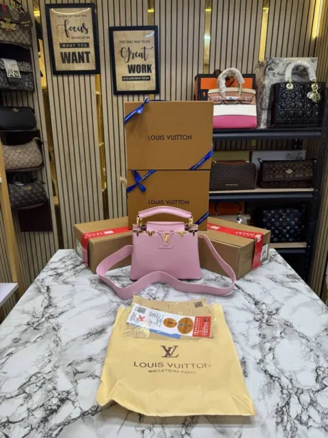 Louiis vuitton Capucines Taurillon Handbag With Double Og Box And Dust Bag (Pink)