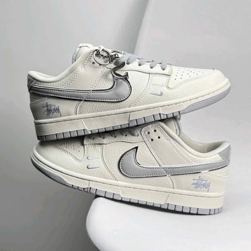 Nikkee sb dunk stussy grey