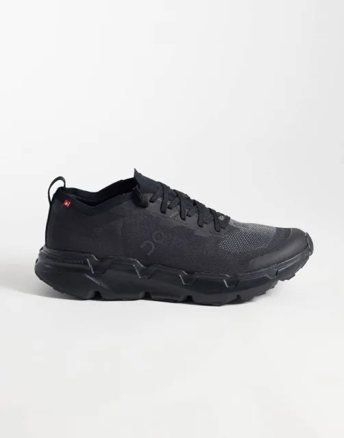 On Cloudsoma trail running shoe