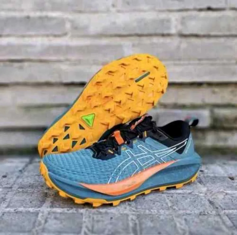 Asiccss Gel Trabuco 13 Running Shoes 137